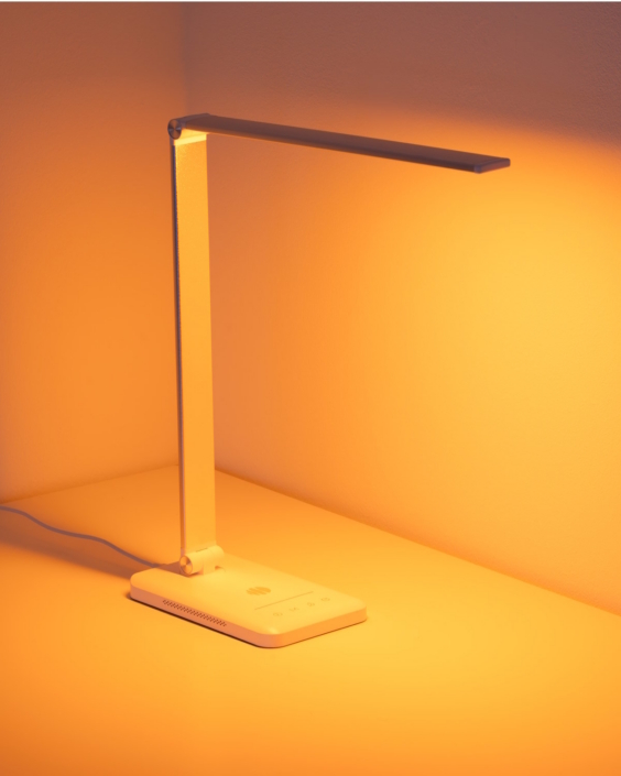 Spectra-Desk-Lamp-05-Amber-Light-1200x1500